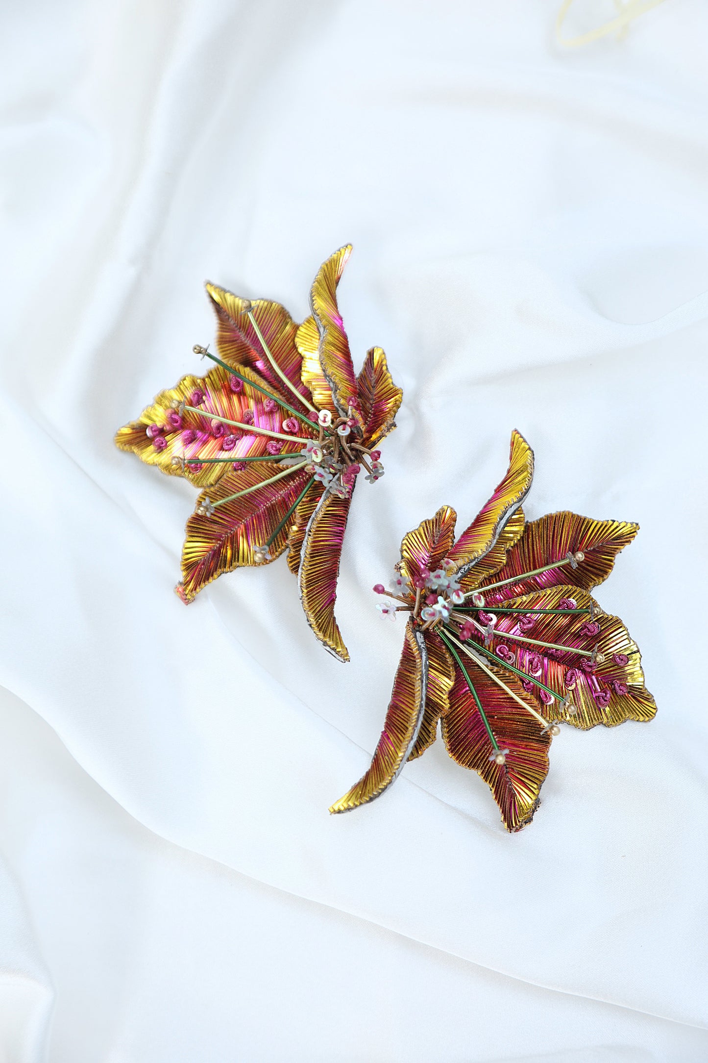 BAUHINIA GOLD EARRING