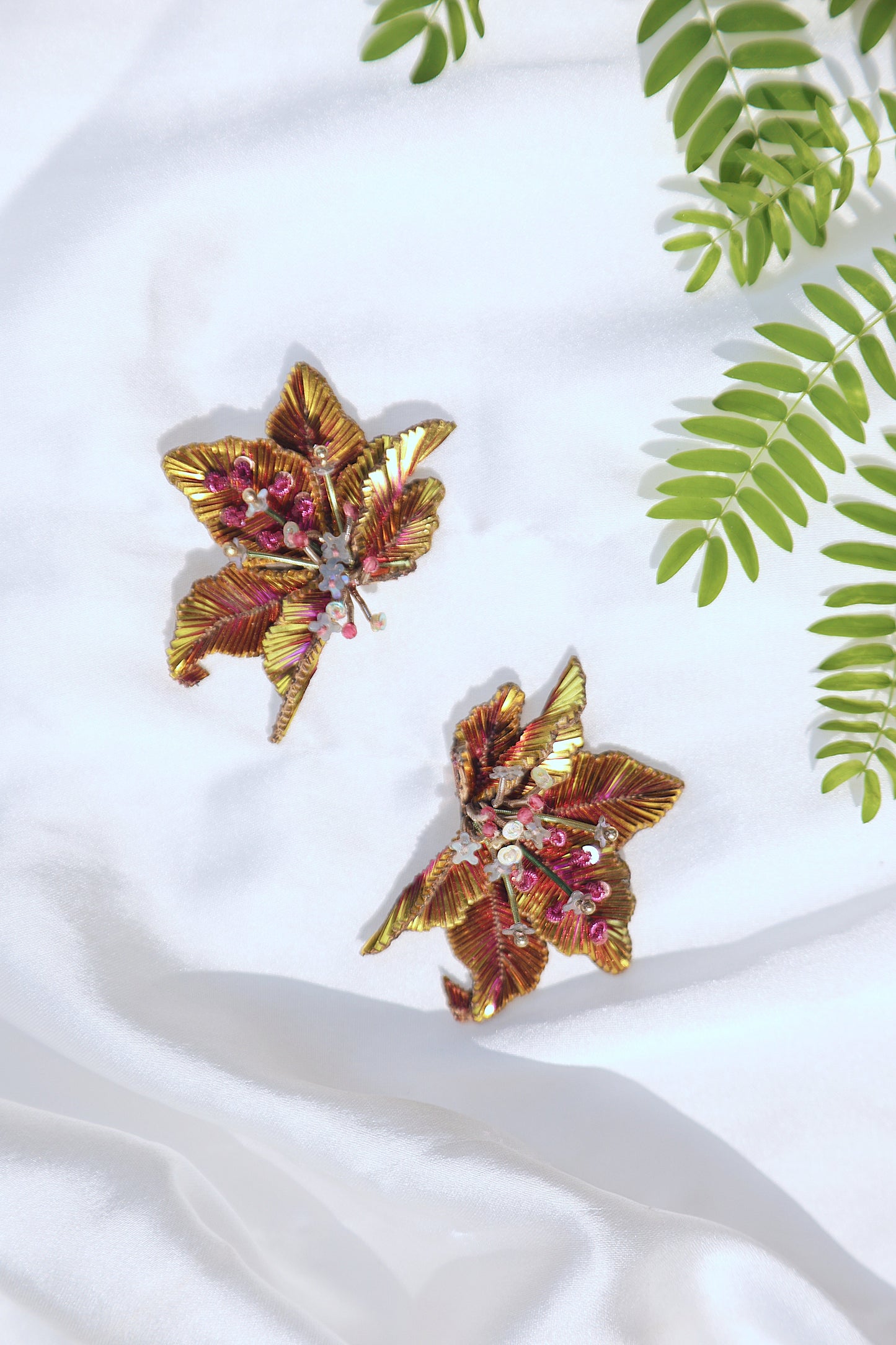 BAUHINIA PETITE GOLD EARRING