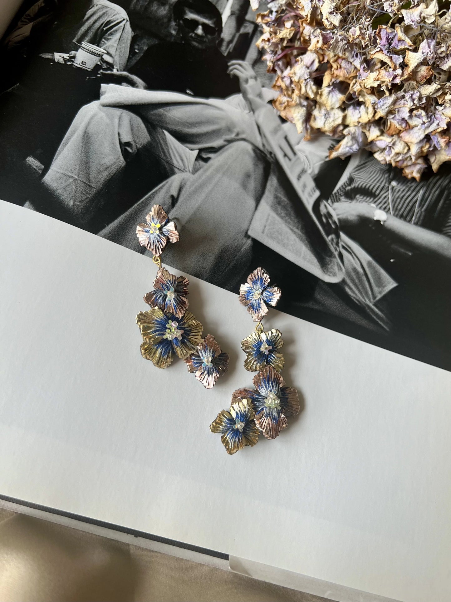 HYDRANGEA RIPPLE QUAD DANGLE EARRING