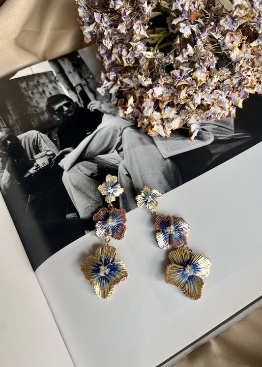 HYDRANGEA MIDI TRIO DANGLE EARRING